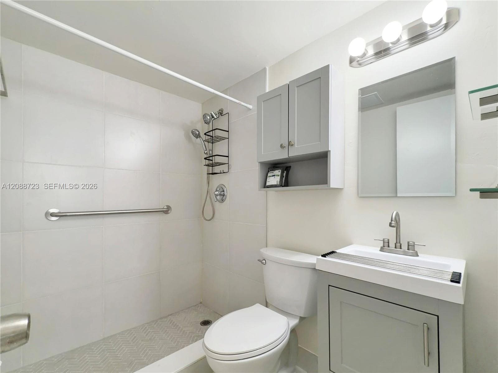 3211 SW 44th St 108 photo 8
