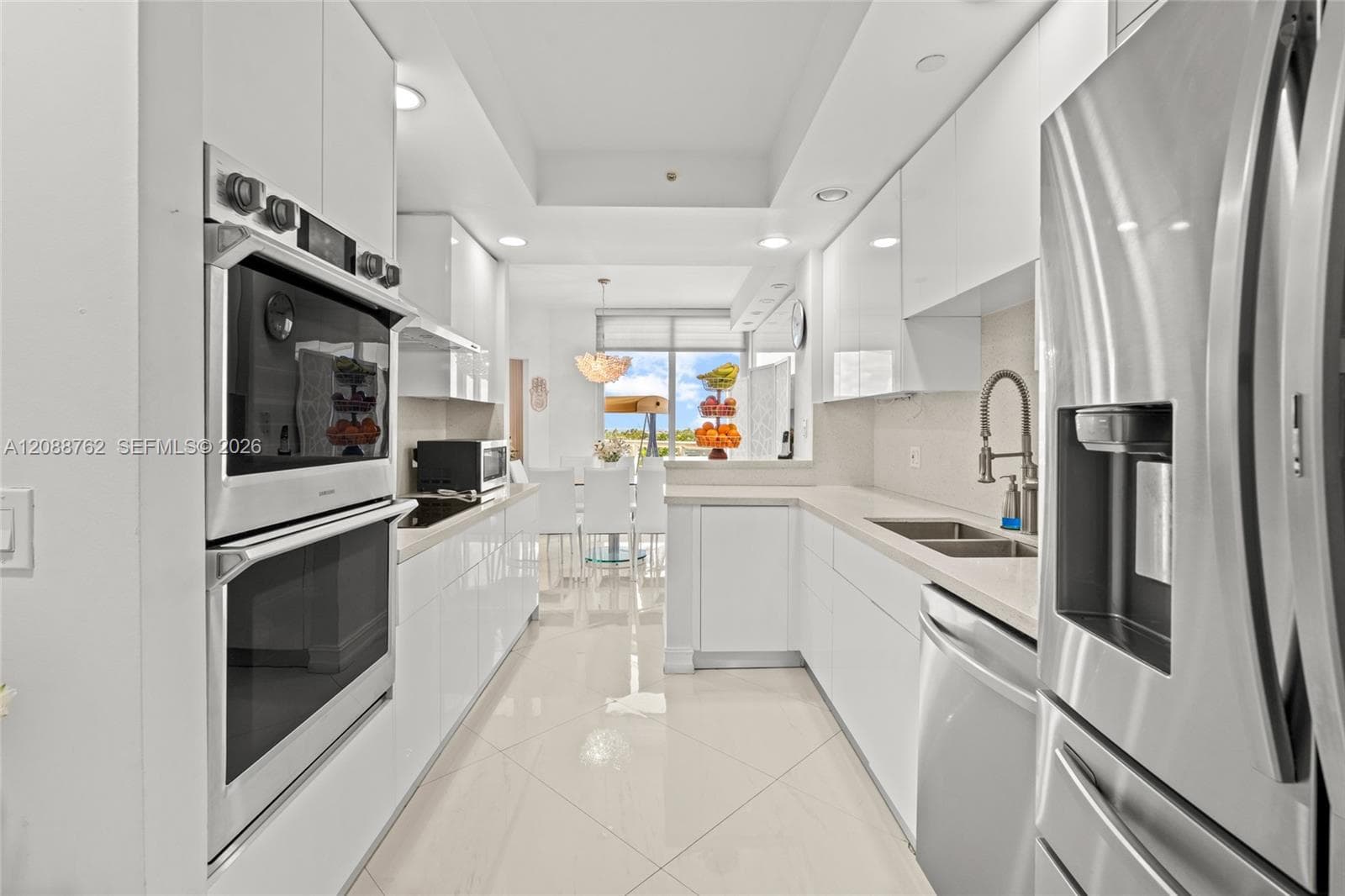 21050 Point Pl 802 photo 23