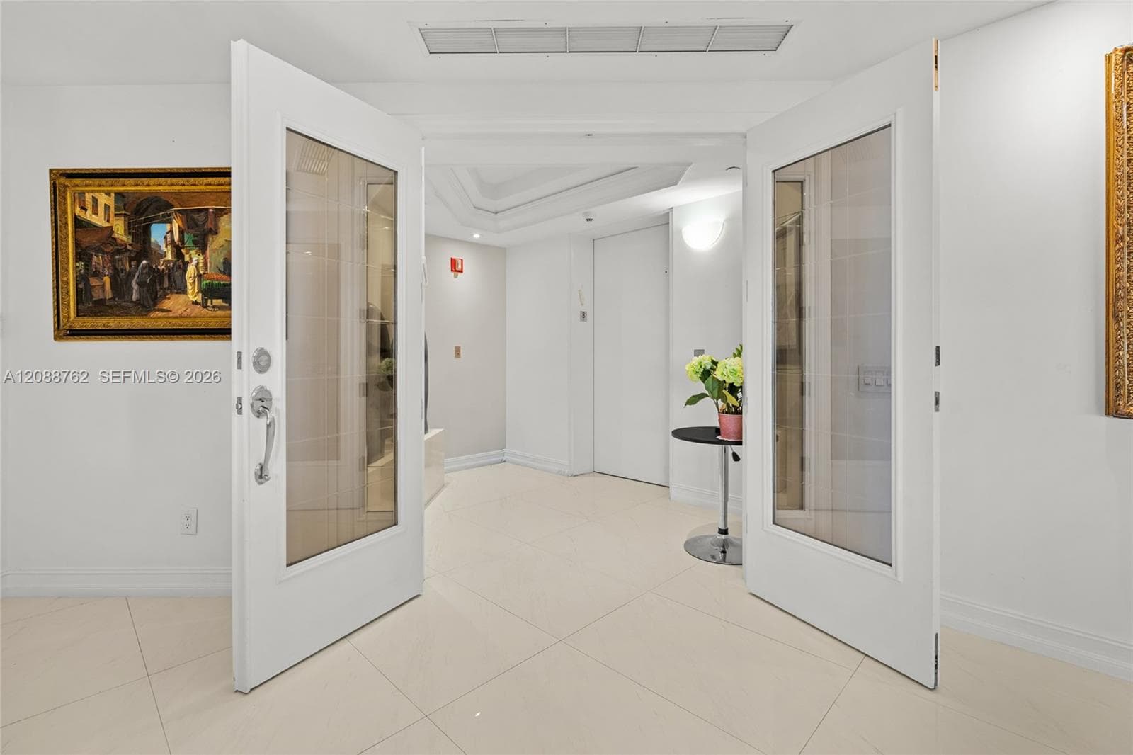 21050 Point Pl 802 photo 3