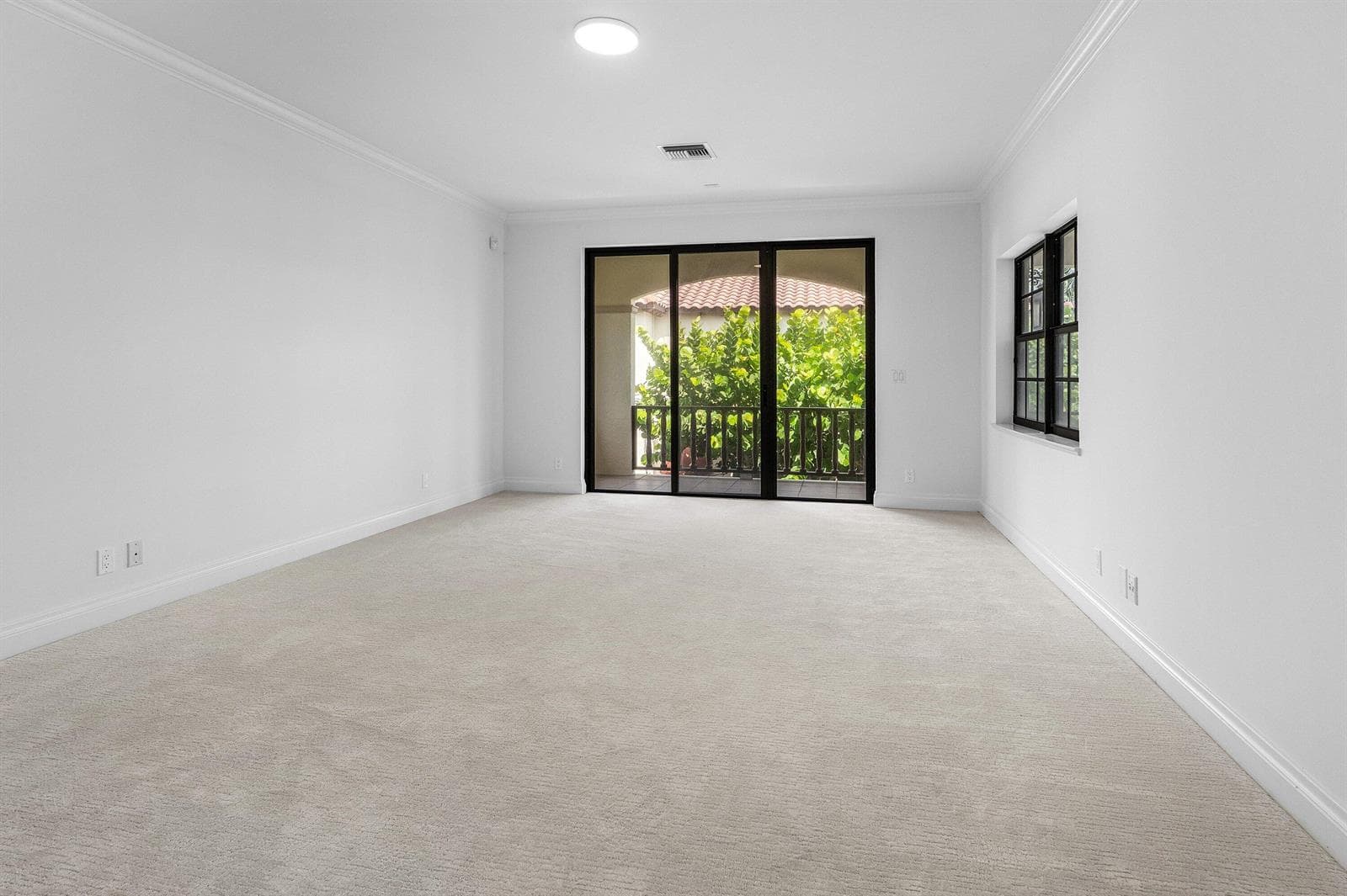 5841 N Ocean Boulevard F2 photo 9