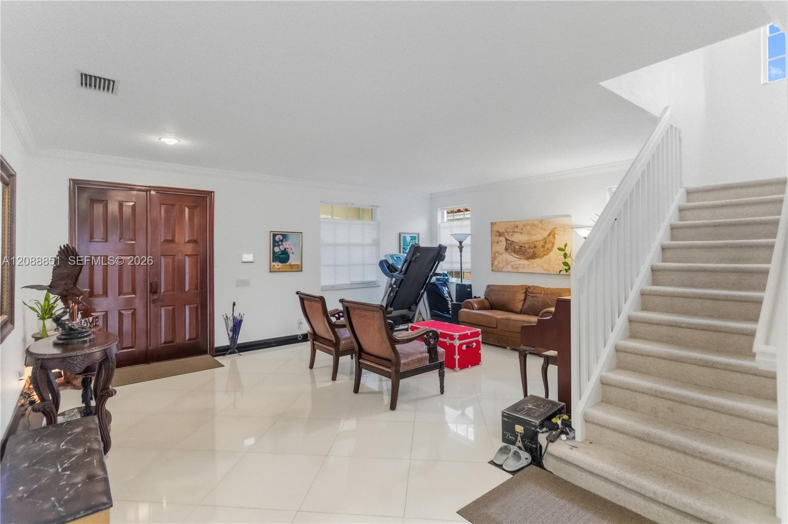 1642 Blue Jay Cir photo 4