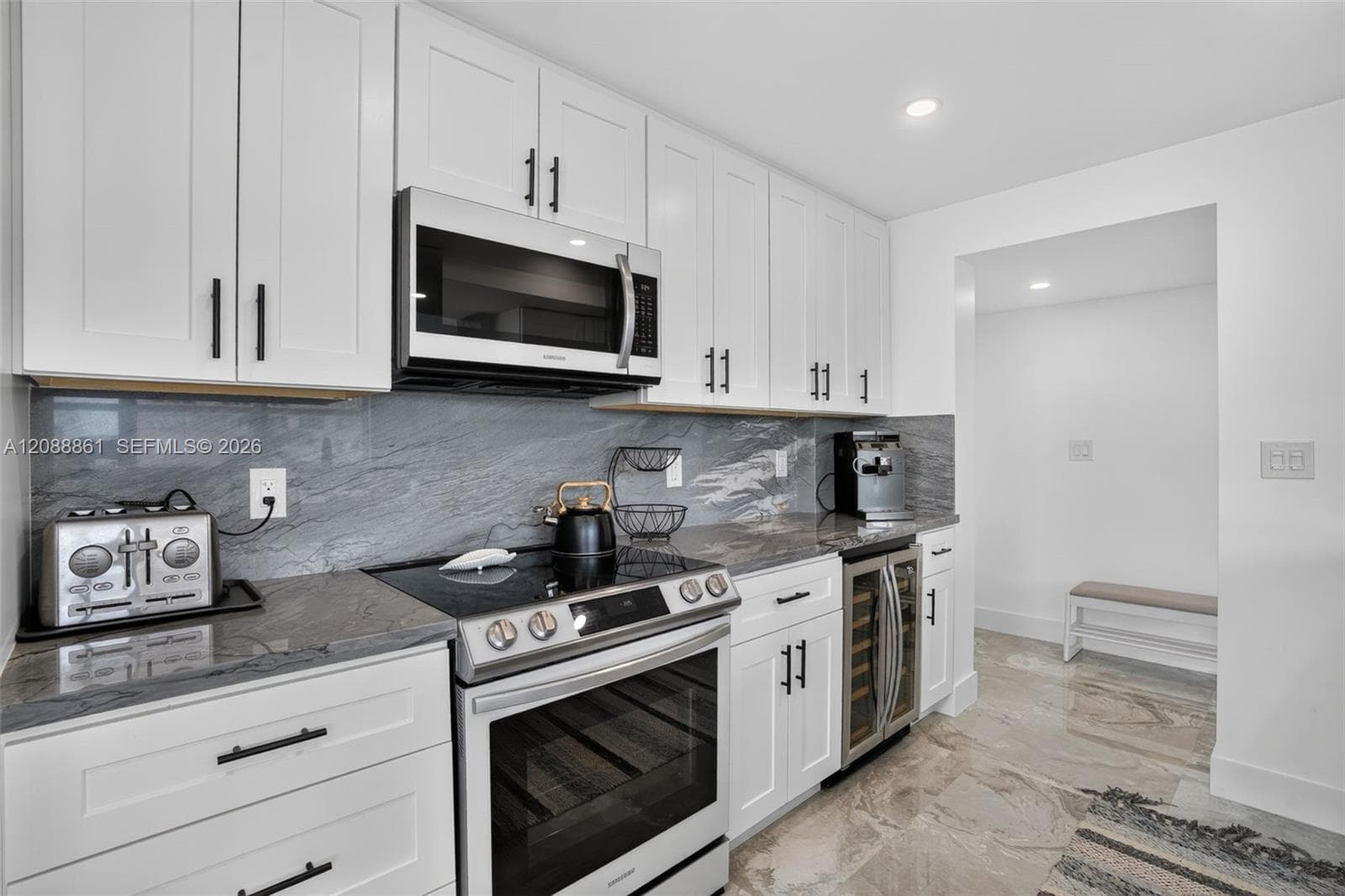 3113 S Ocean Dr 510 photo 7