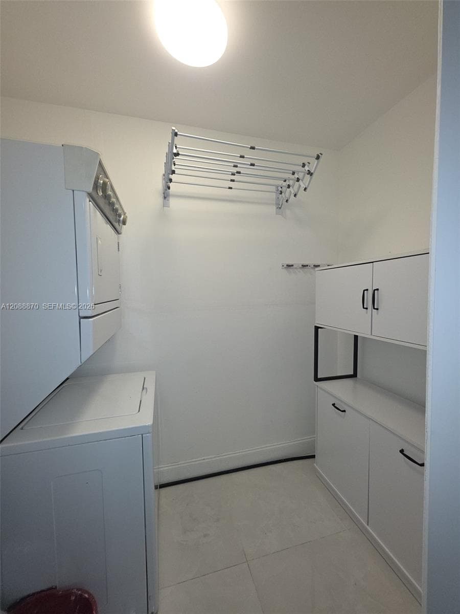 12811 SW 43rd Dr 114-A photo 23