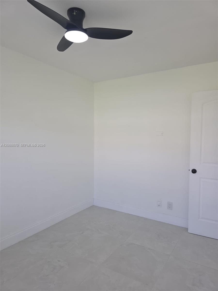 12811 SW 43rd Dr 114-A photo 17