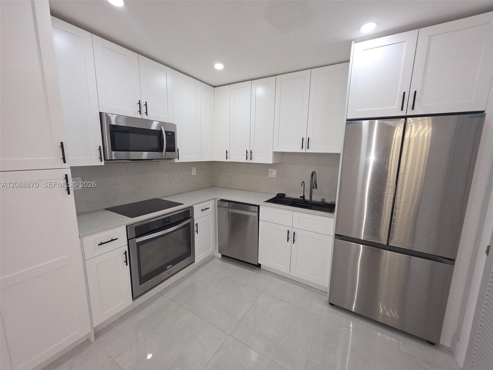 12811 SW 43rd Dr 114-A photo 9