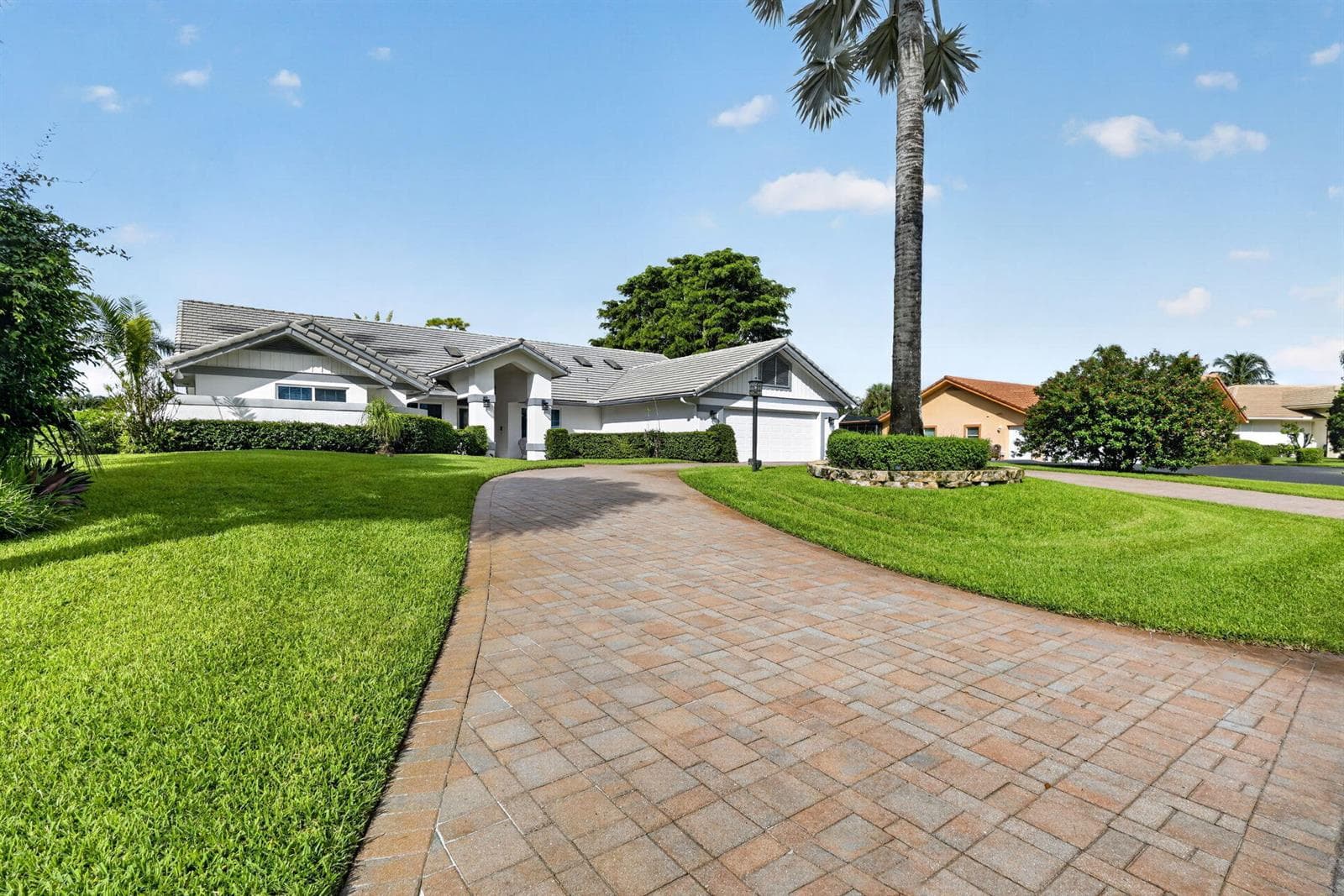 4717 SABAL PALM Drive photo 3