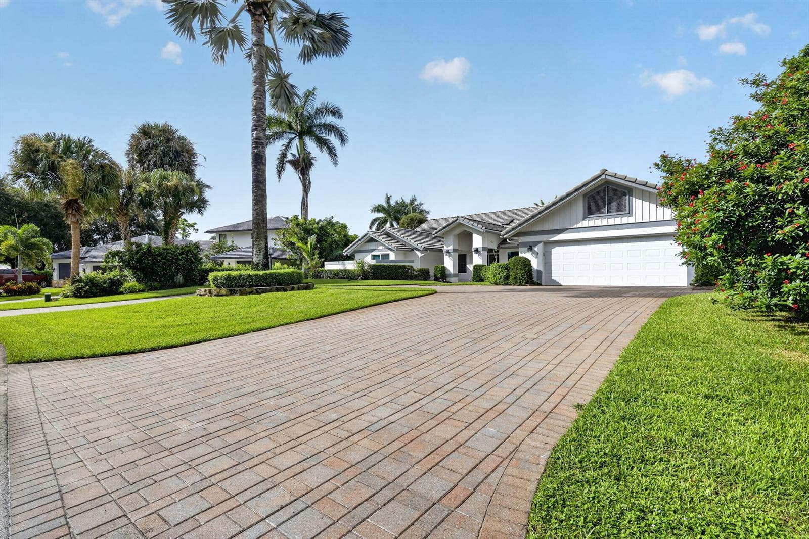 4717 SABAL PALM Drive photo 1
