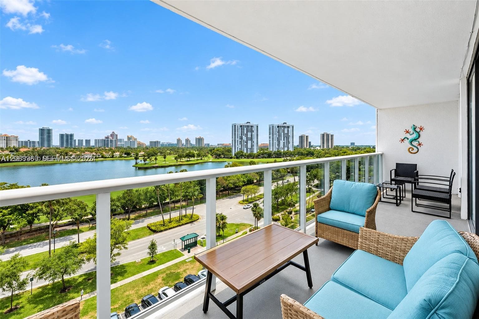 3675 N Country Club Dr 1006 photo 4