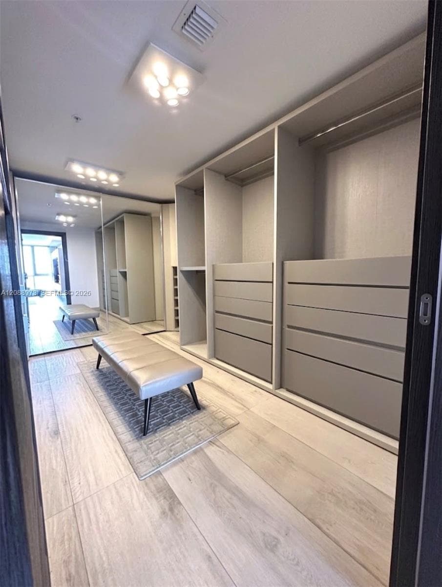 17111 Biscayne Blvd 2210 photo 18