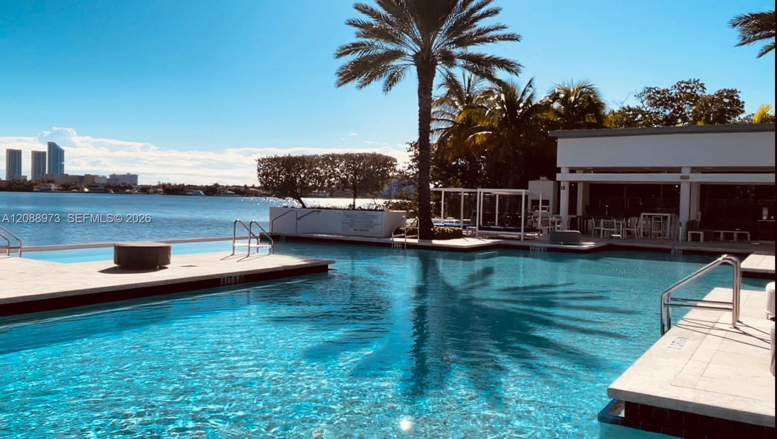 17111 Biscayne Blvd 2210 photo 25