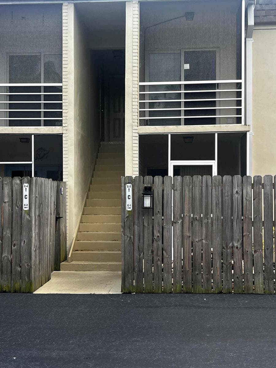 11518 LANDING Place C3 photo 1