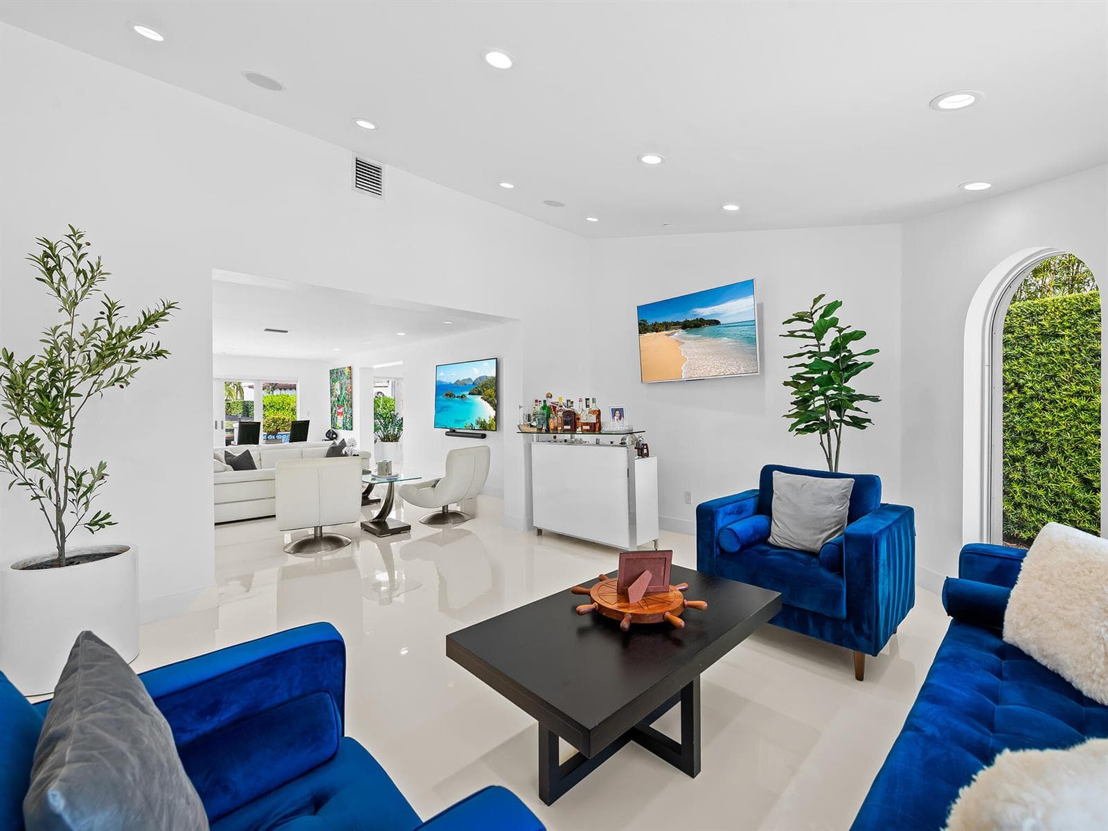 3091 NE 42nd Street photo 18