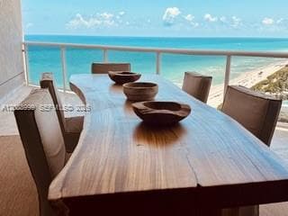 6767 Collins Ave 2206 photo 1
