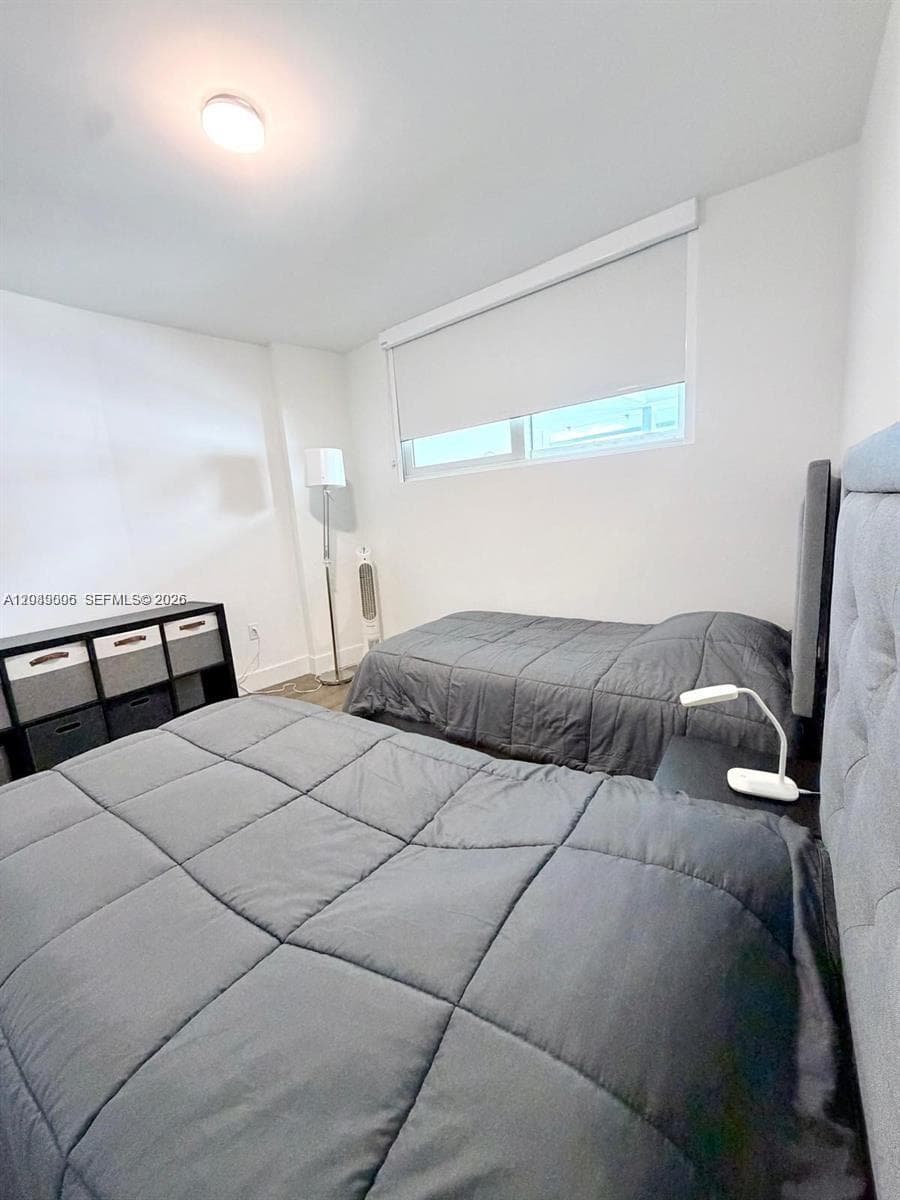 605 photo 24