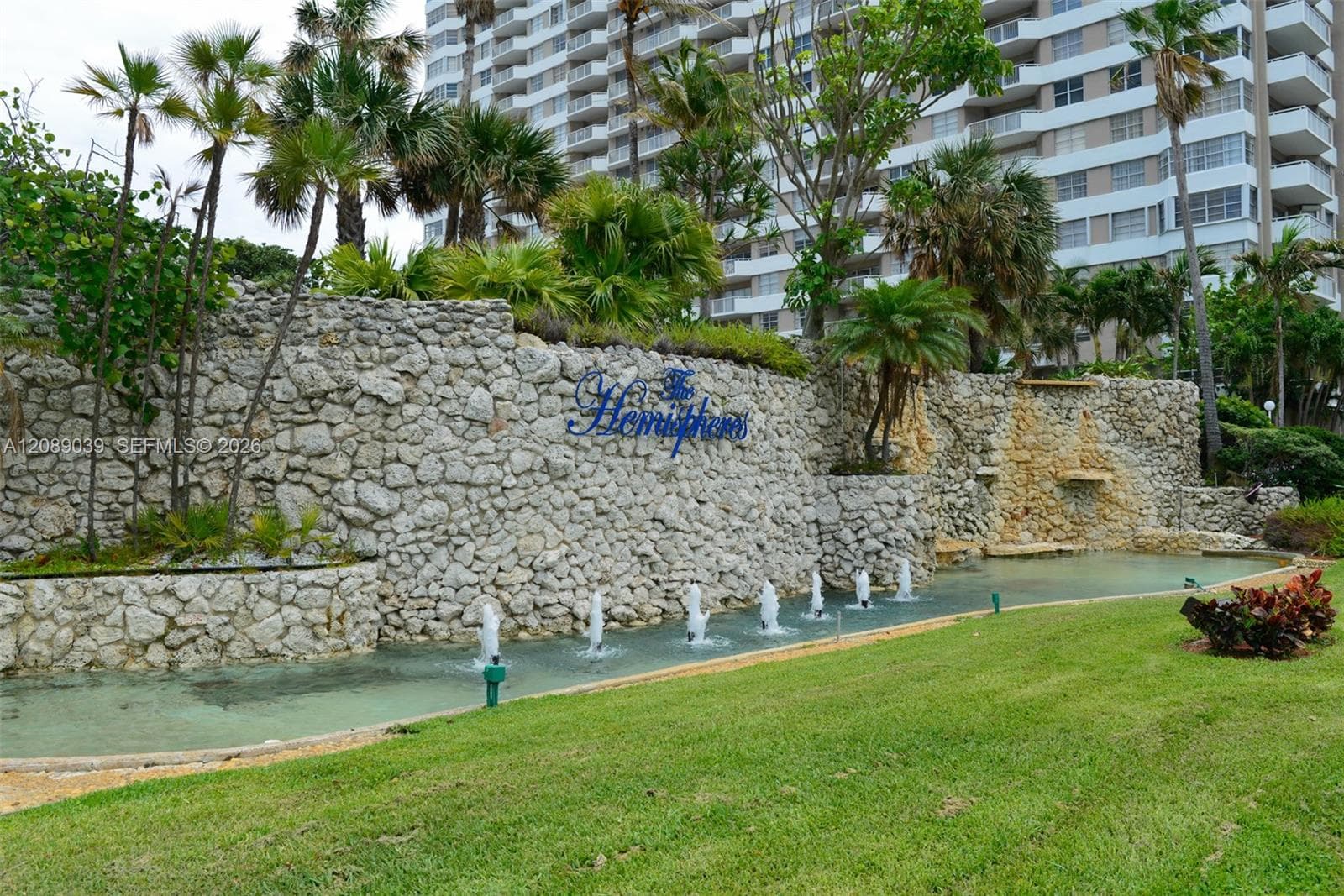 1980 S Ocean Dr 5G photo 23