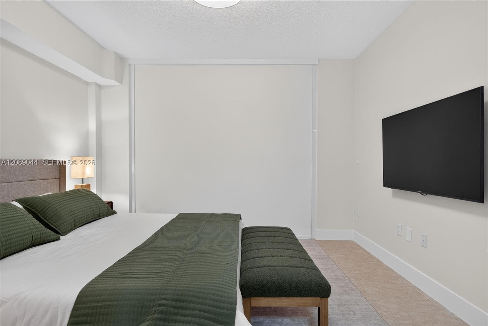 18100 N Bay Rd 806 photo 24