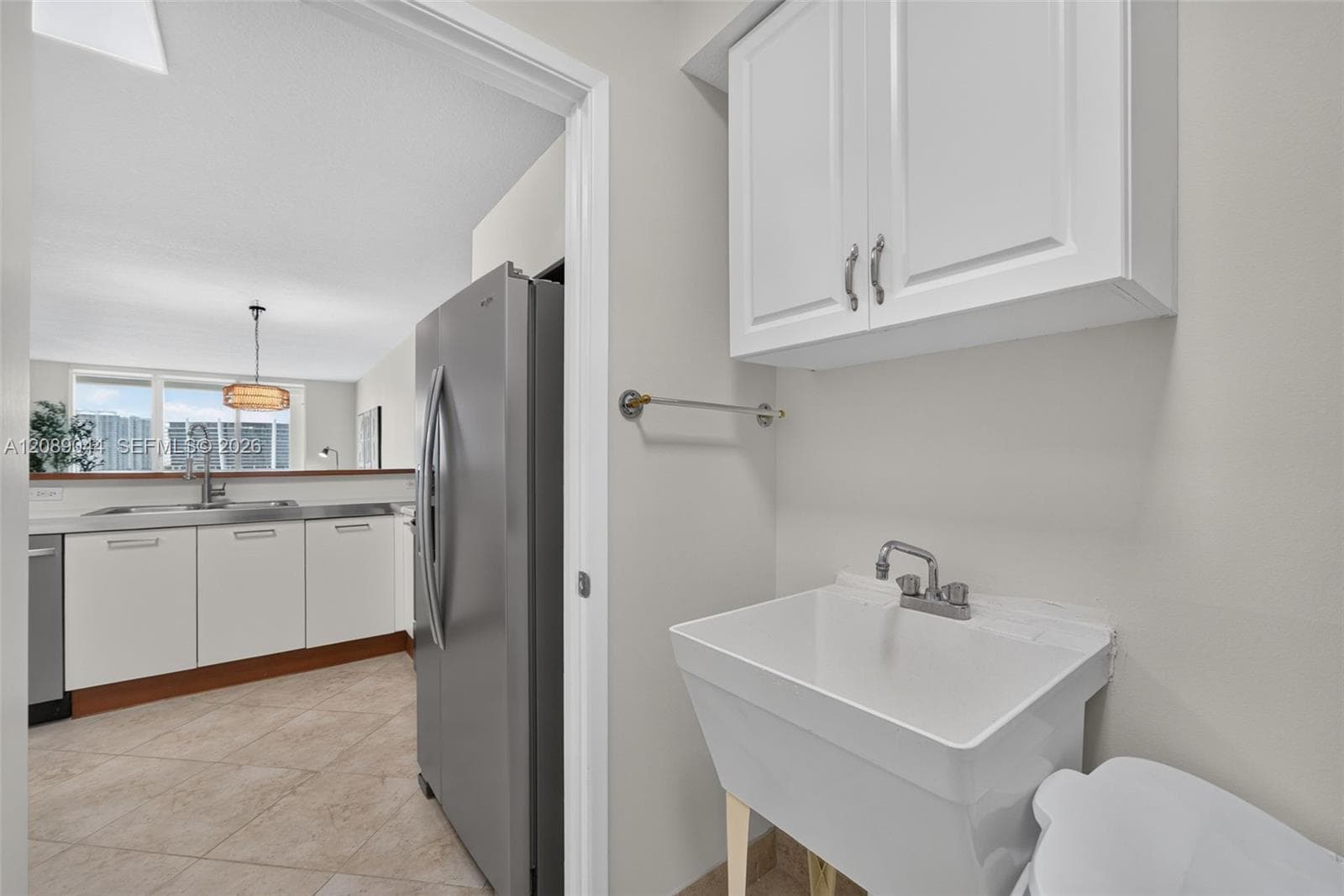 18100 N Bay Rd 806 photo 19