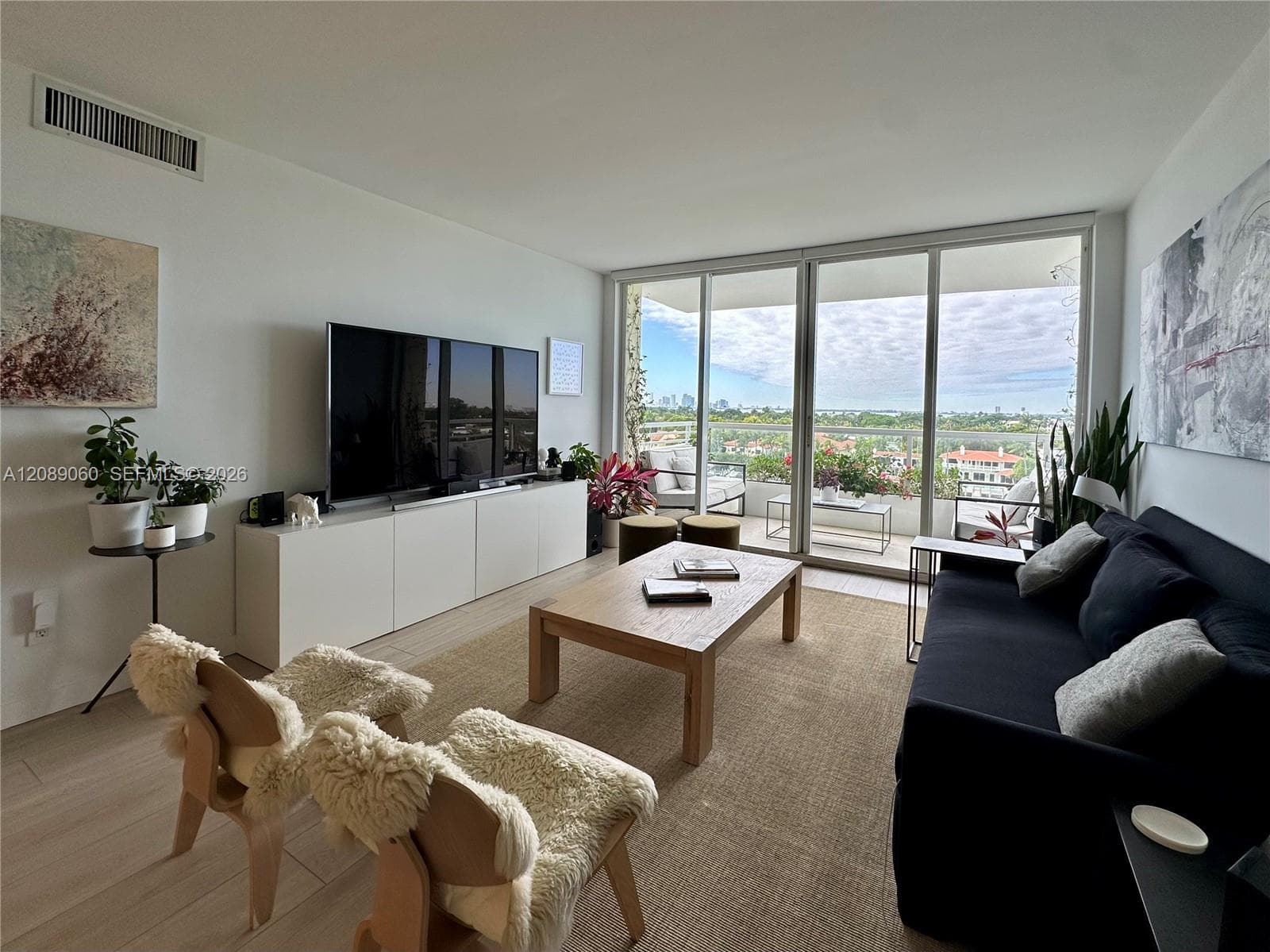5600 Collins Ave 8P photo 7