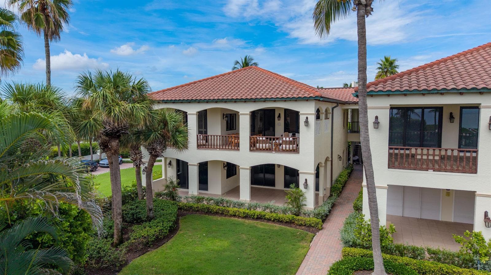 5833 N OCEAN Boulevard D2 photo 4
