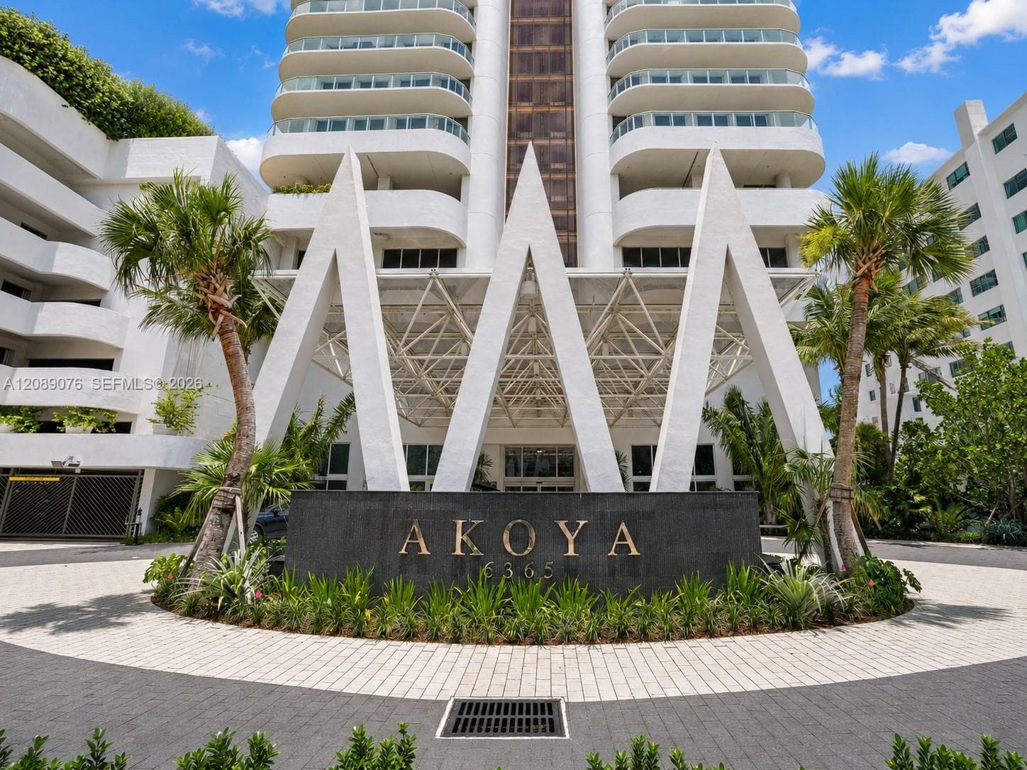 6365 Collins Ave 1705 photo 19