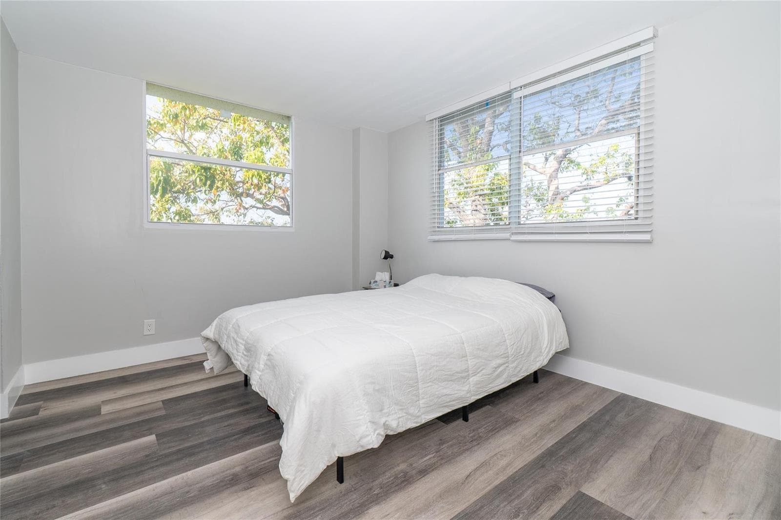 119 ROYAL PARK Drive 4H photo 15
