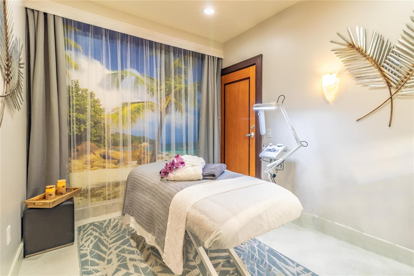 610 W LAS OLAS Boulevard 517N photo 23