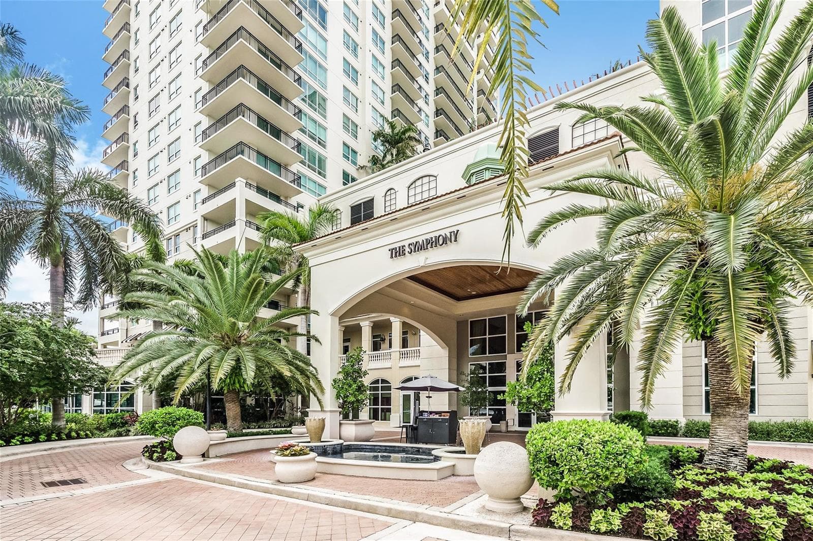 610 W LAS OLAS Boulevard 517N photo 9
