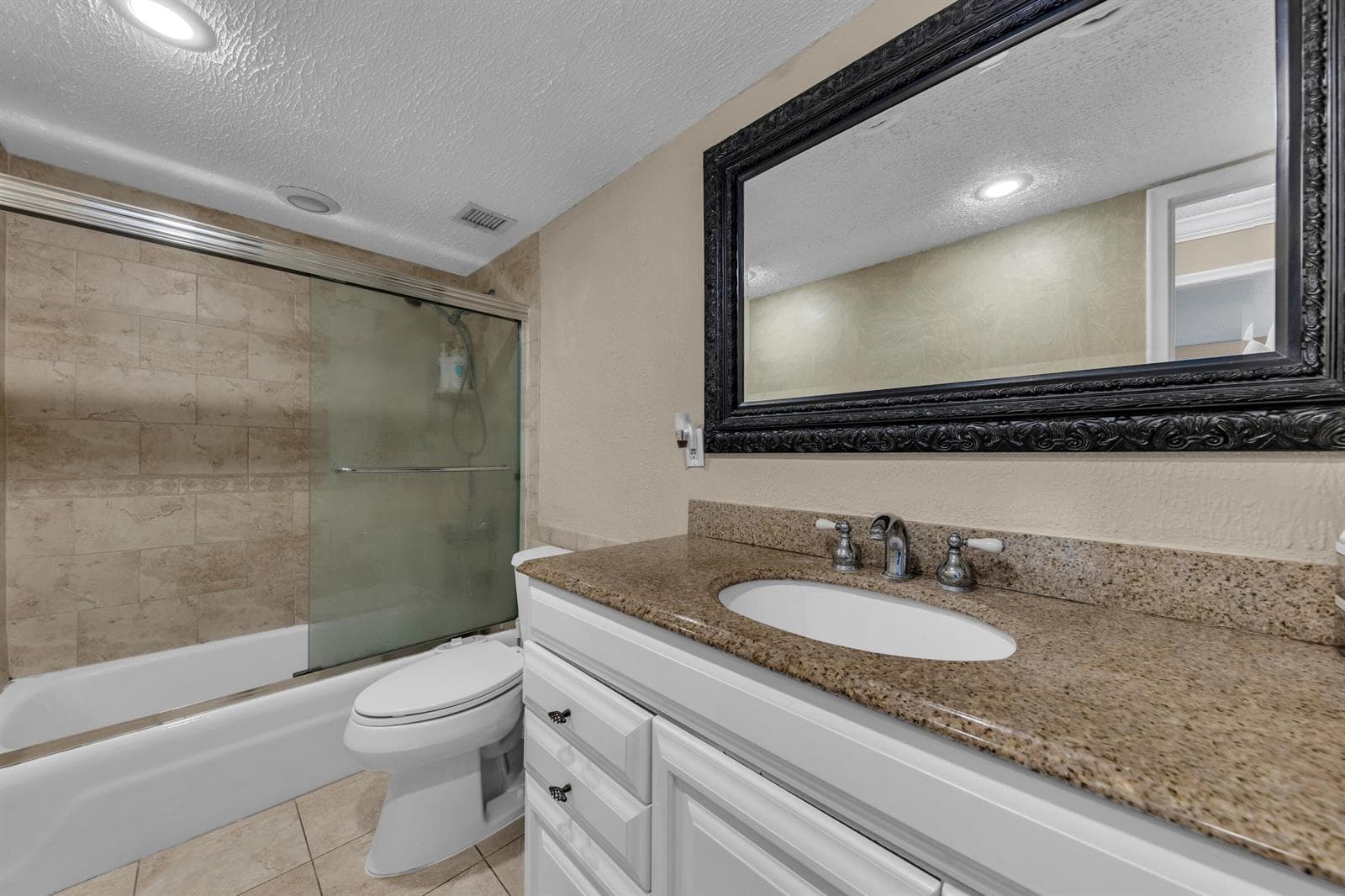 6 ROYAL PALM Way 307 photo 8