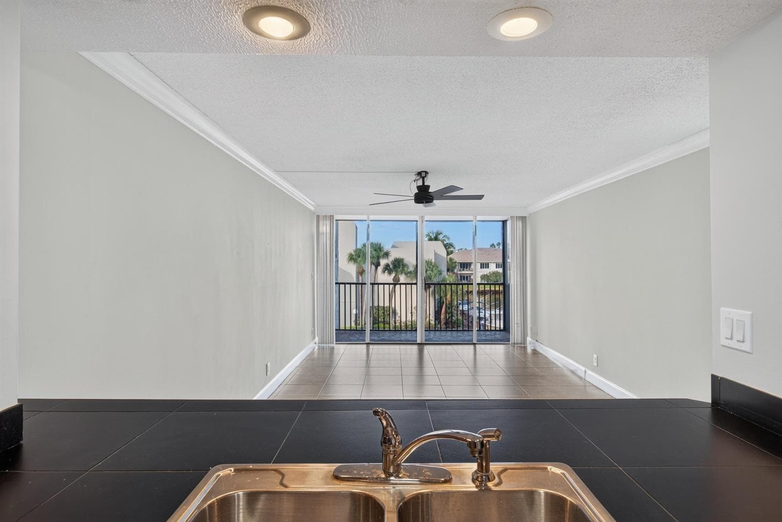 6 ROYAL PALM Way 307 photo 21