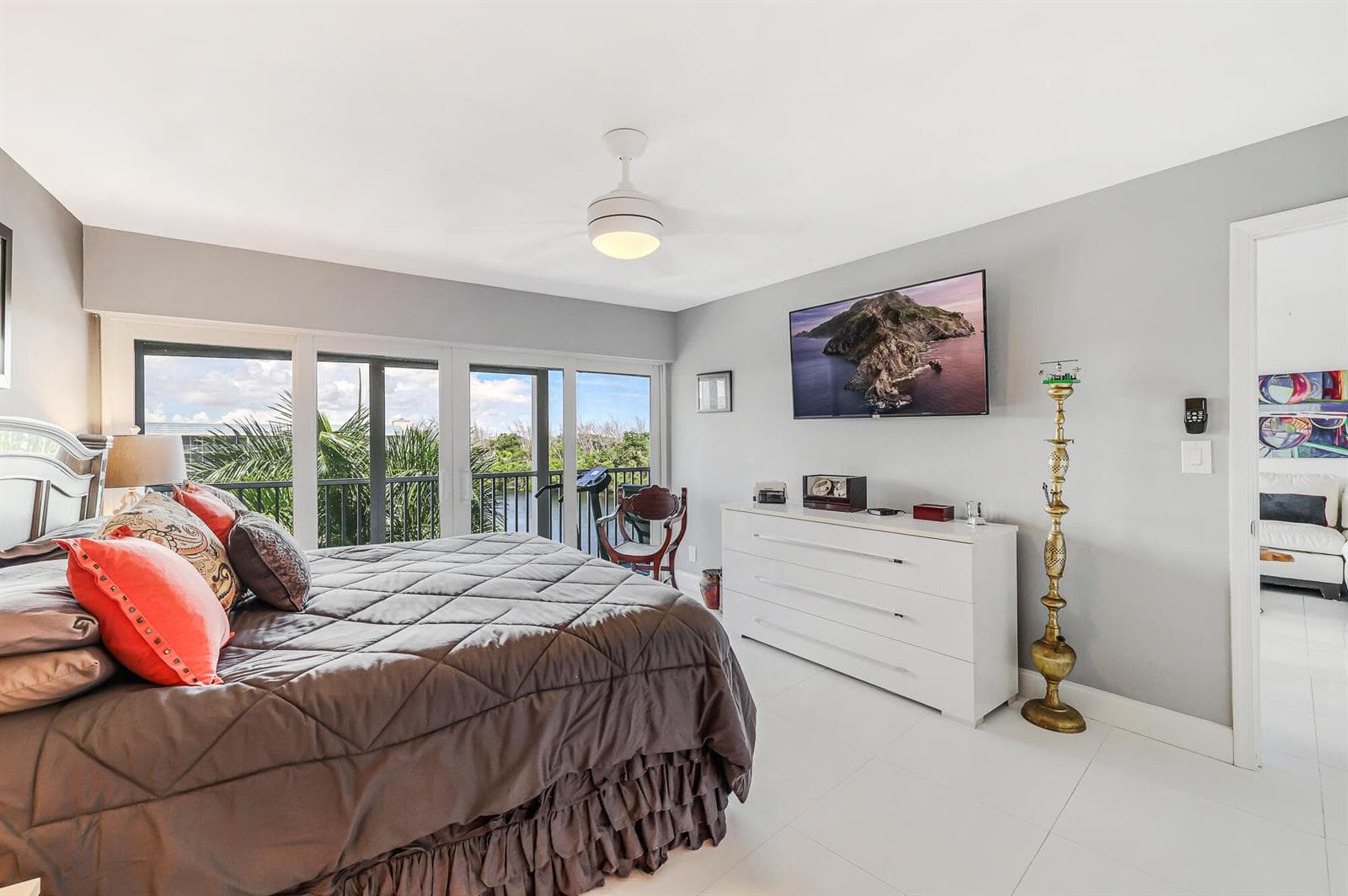 1523 E Hillsboro Boulevard 634 photo 23
