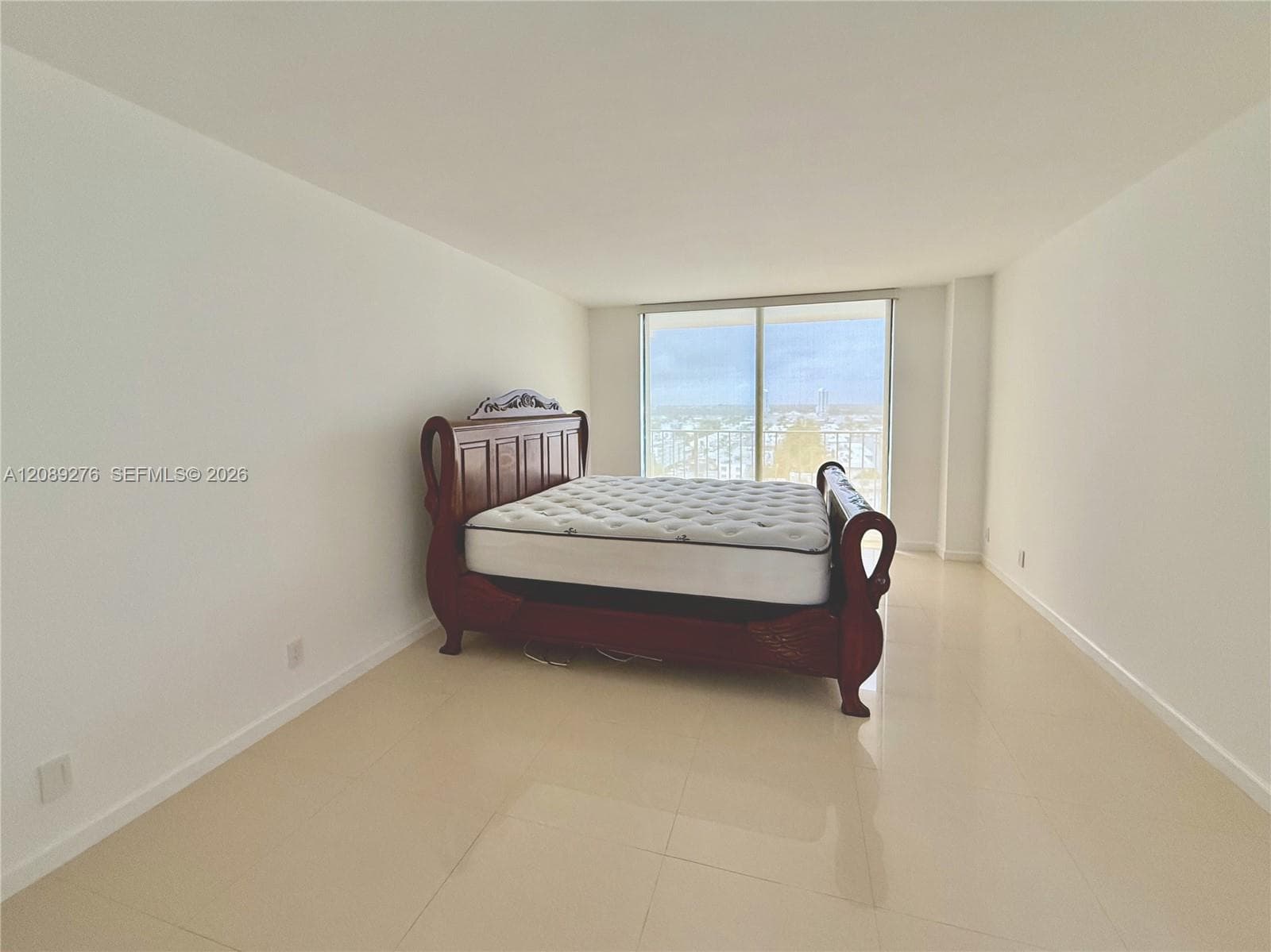 290 174th St 1602 photo 19