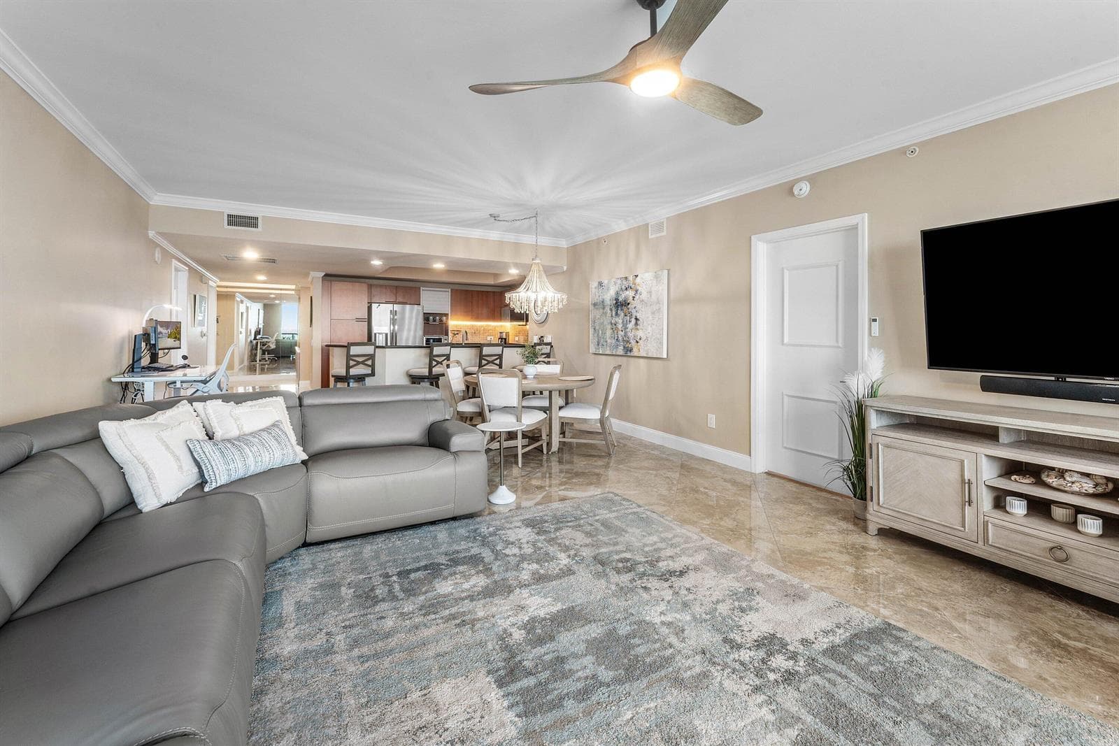 2640 Lake Shore Drive 1210 photo 12