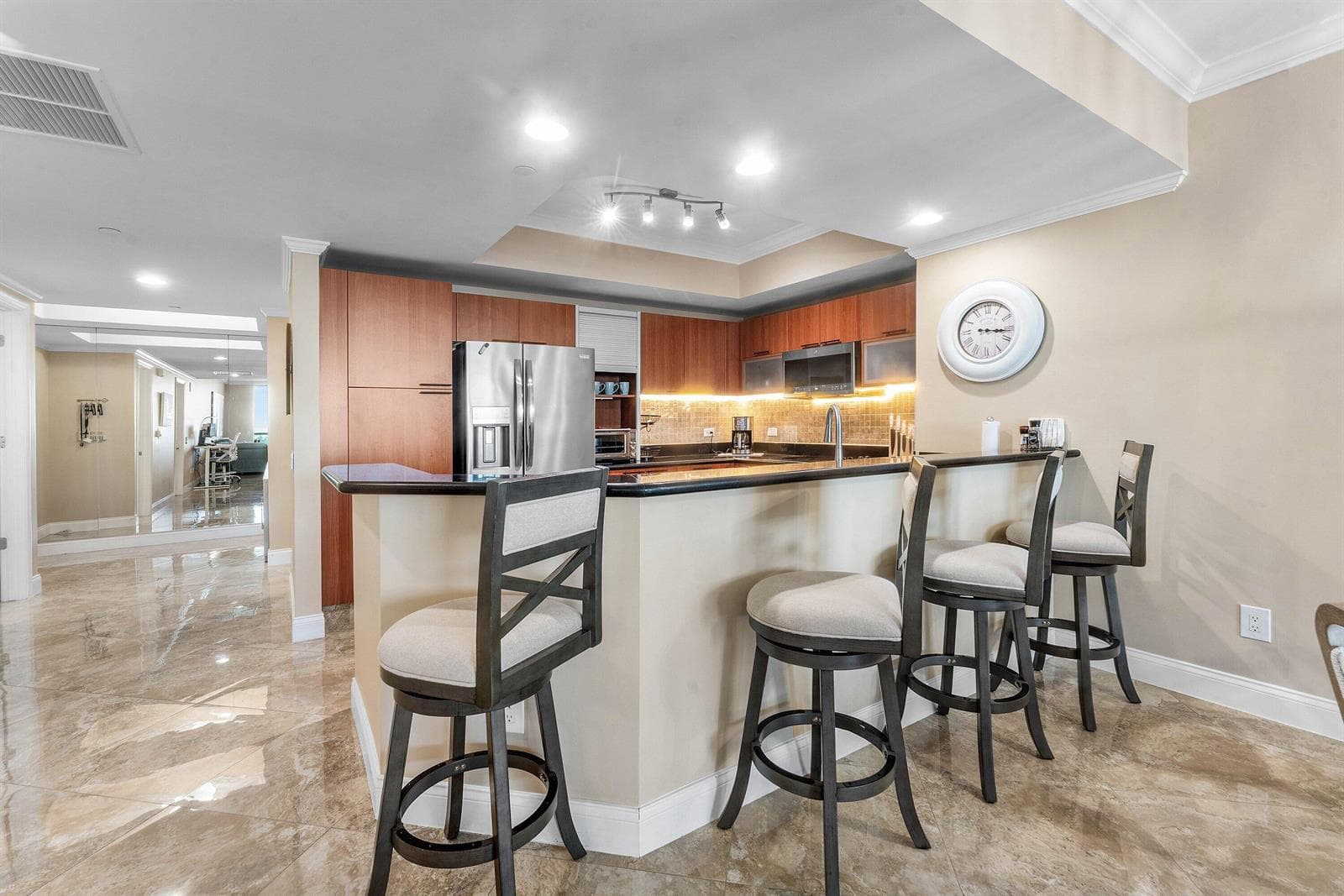 2640 Lake Shore Drive 1210 photo 10