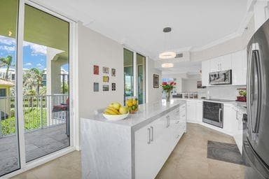 3700 S Ocean Boulevard 206 photo 8