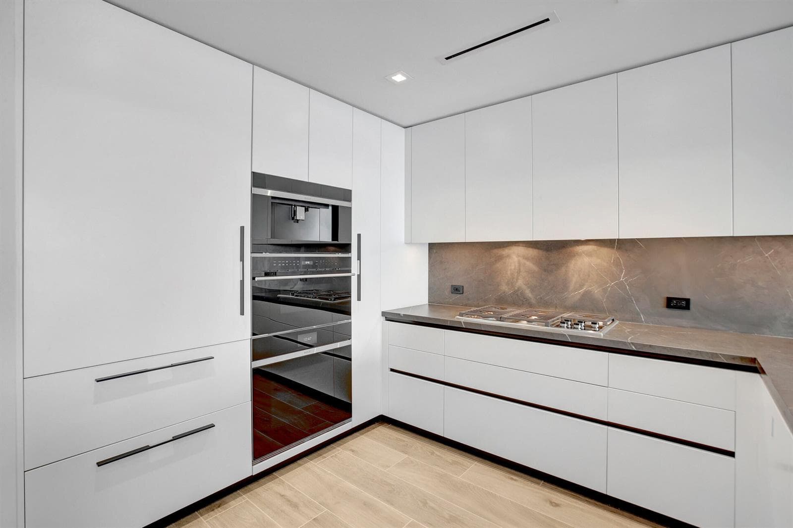 1116 N Ocean Boulevard 1804 photo 12