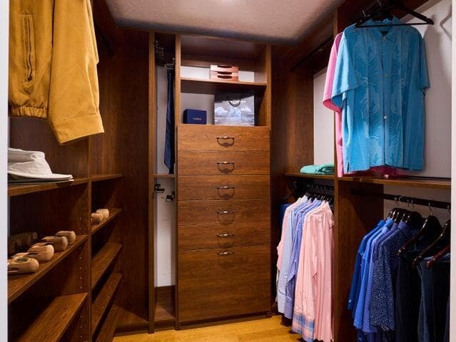 3700 Embassy Drive photo 14