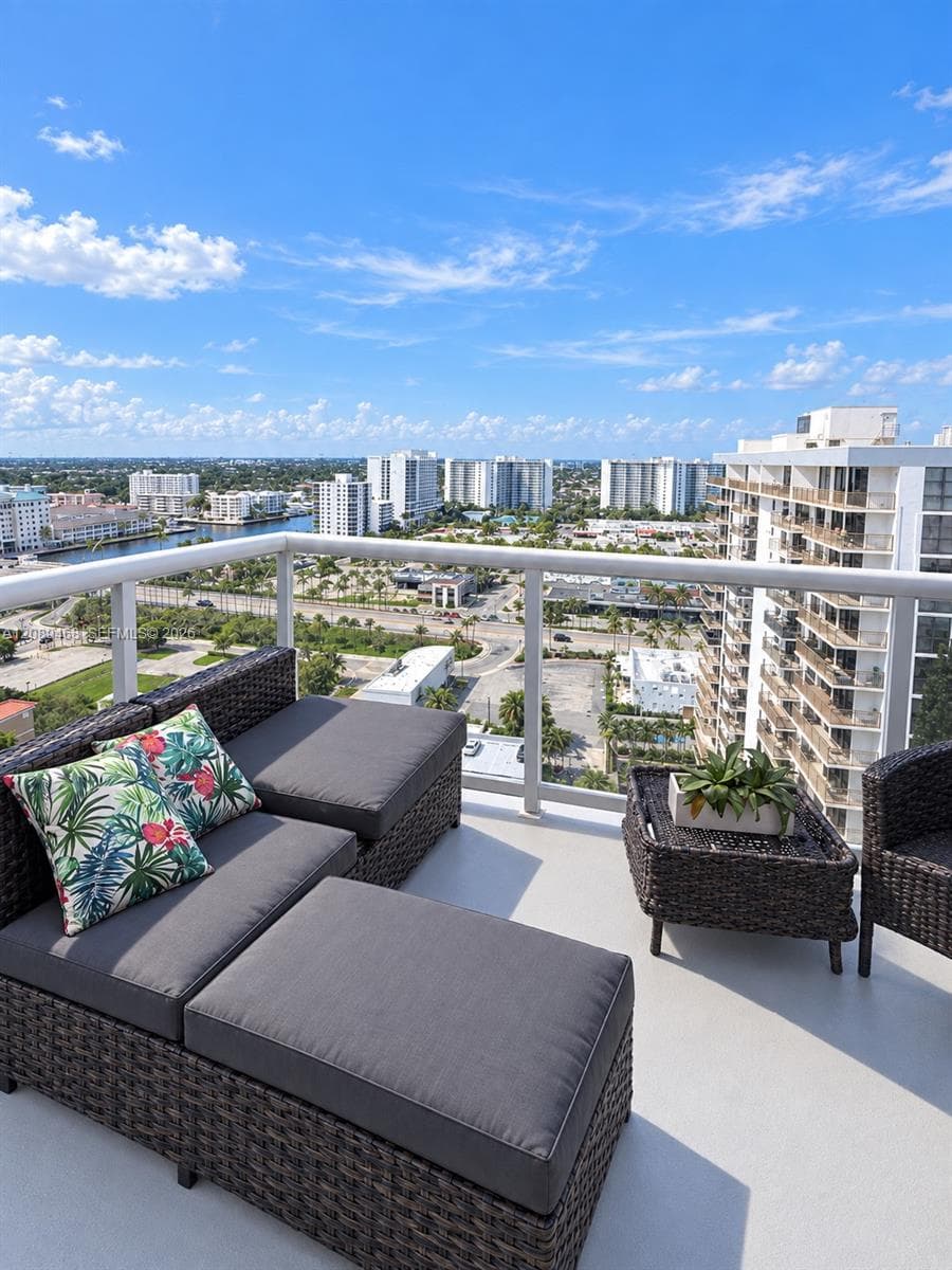 3015 N Ocean Blvd 18B photo 3
