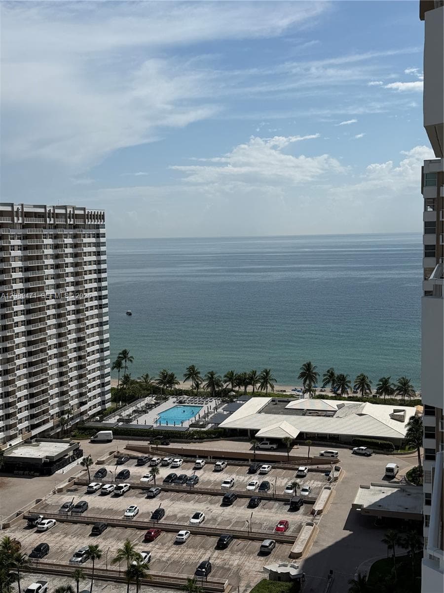 1985 S Ocean Dr 21H photo 1