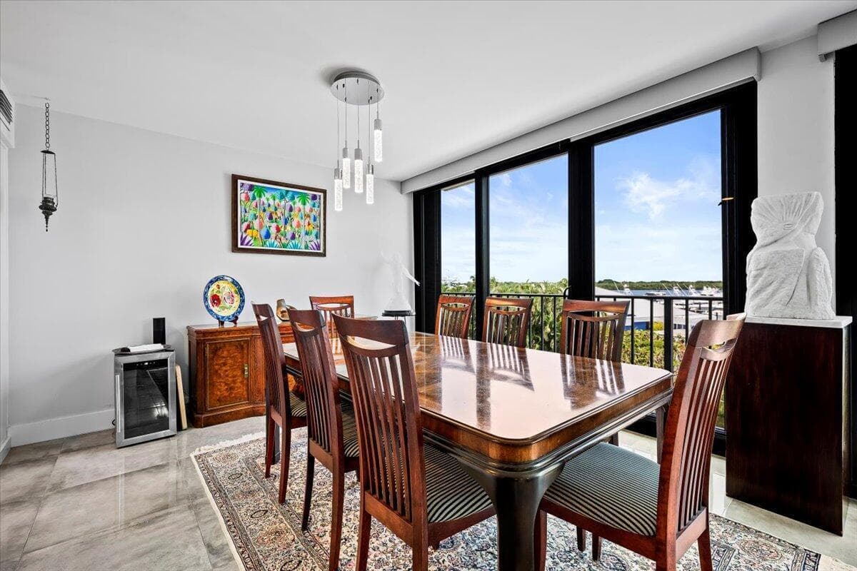 120 Lakeshore Drive 4360 photo 11