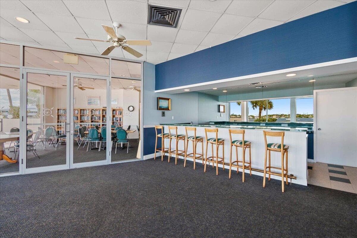 120 Lakeshore Drive 4360 photo 25
