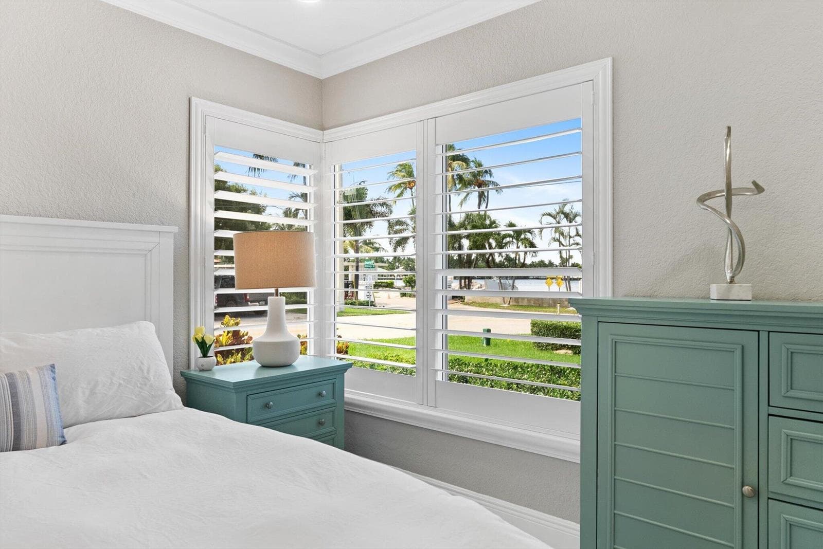 990 CASUARINA Road 4 photo 22
