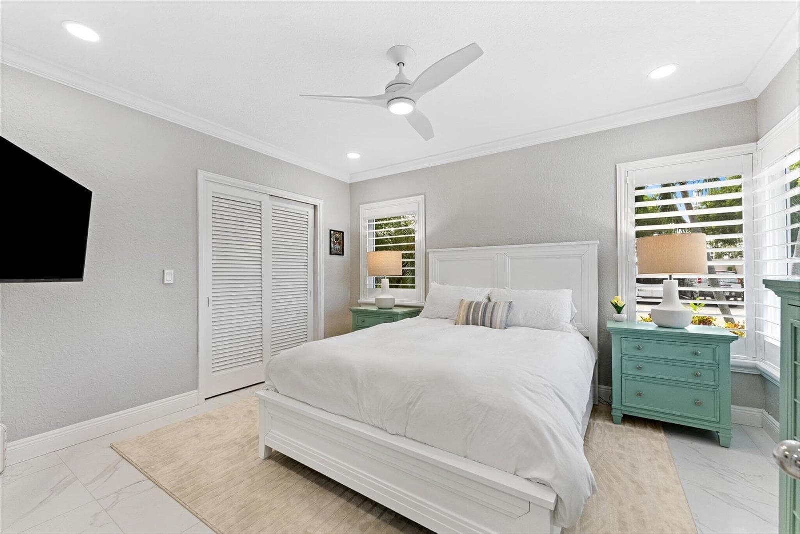 990 CASUARINA Road 4 photo 21