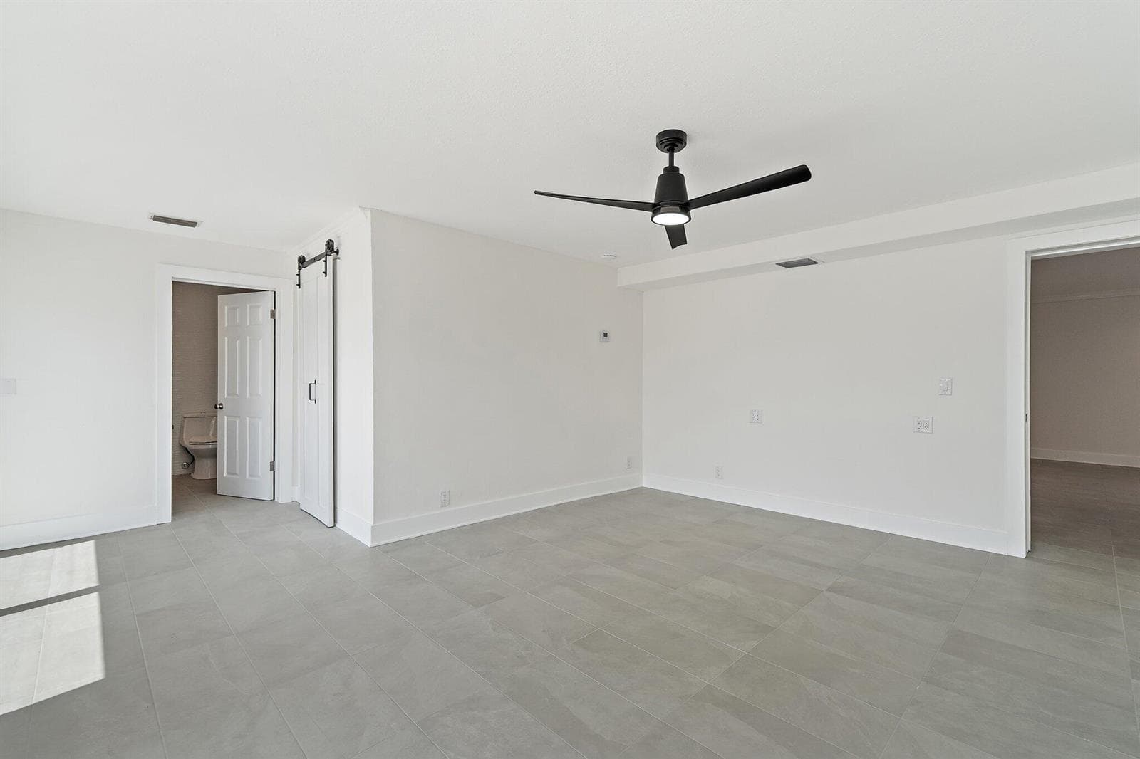 624 Southwind Circle 3 photo 16