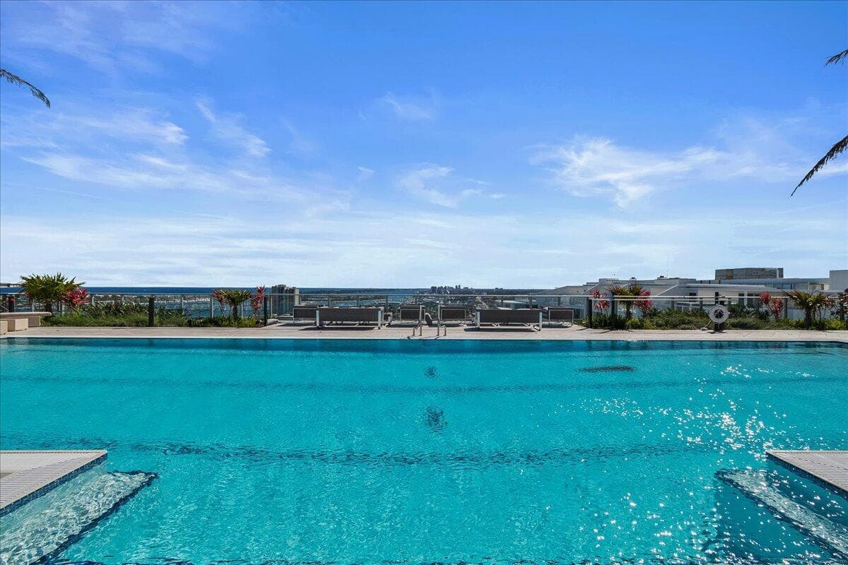 220 Lake Shore Drive 1413 photo 15