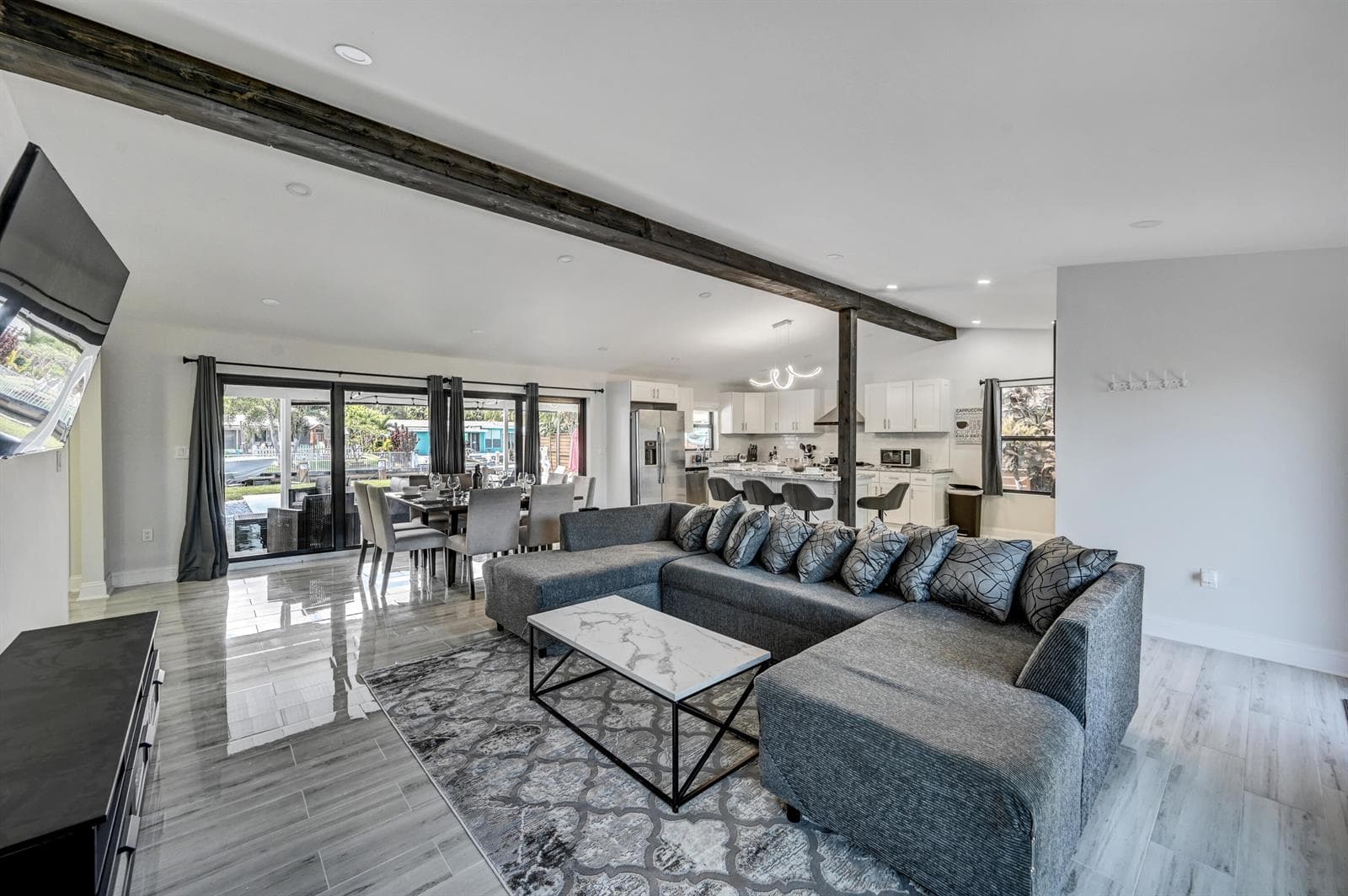 2507 BIMINI Lane photo 6