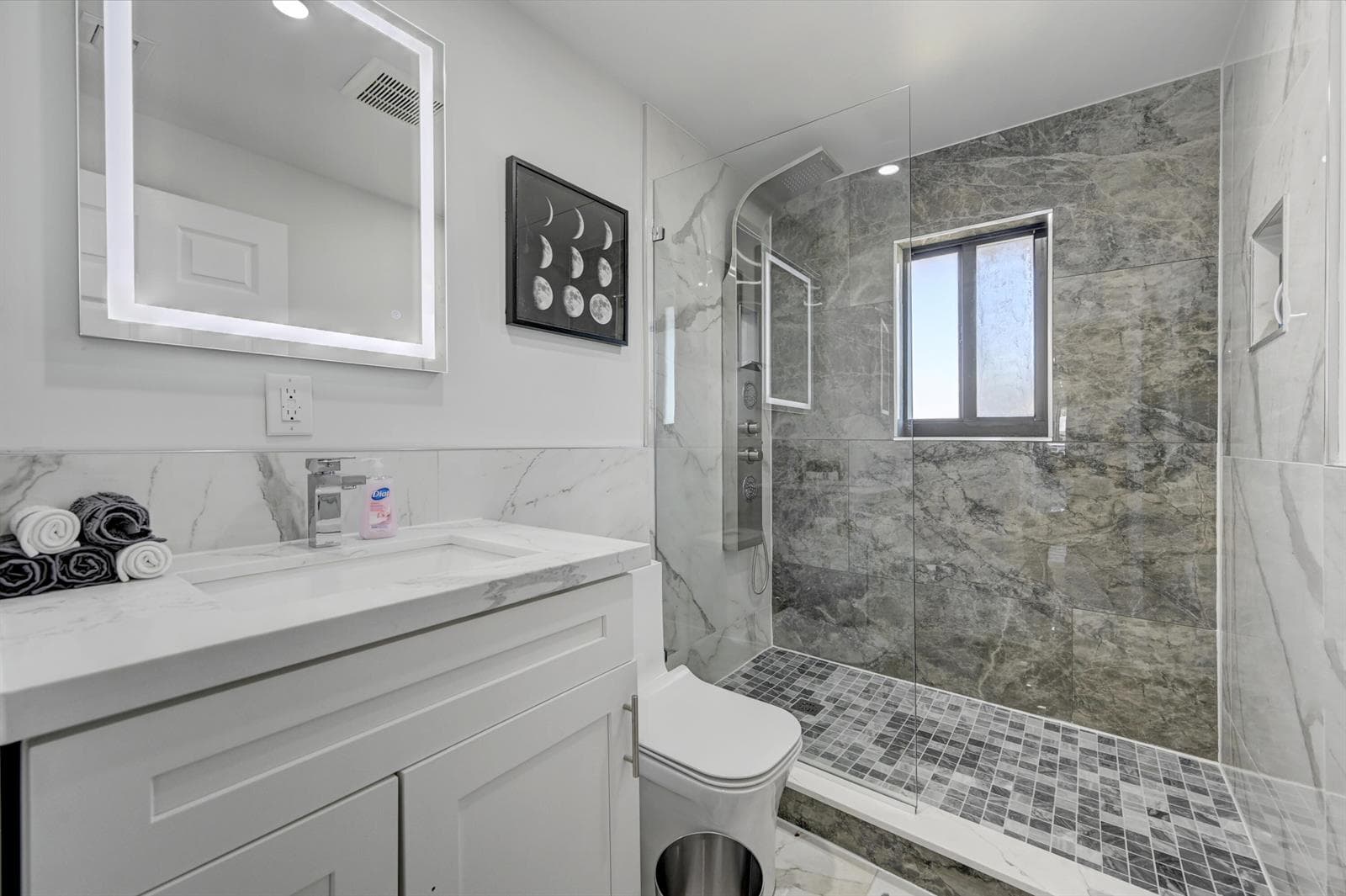 2507 BIMINI Lane photo 17