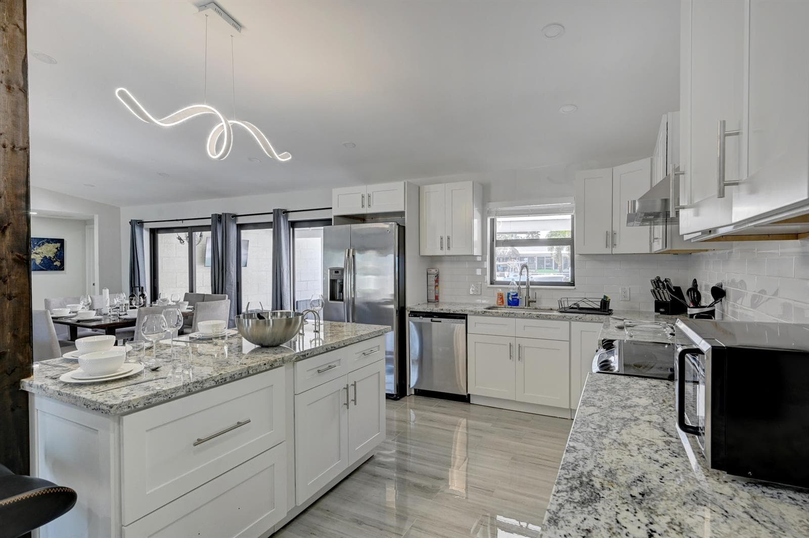 2507 BIMINI Lane photo 9