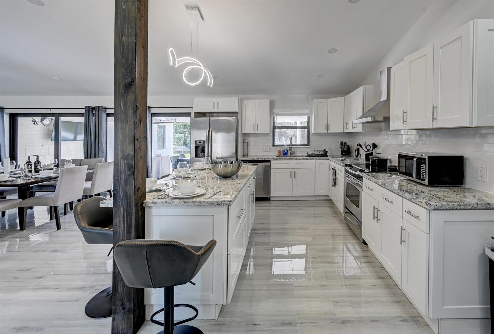 2507 BIMINI Lane photo 8