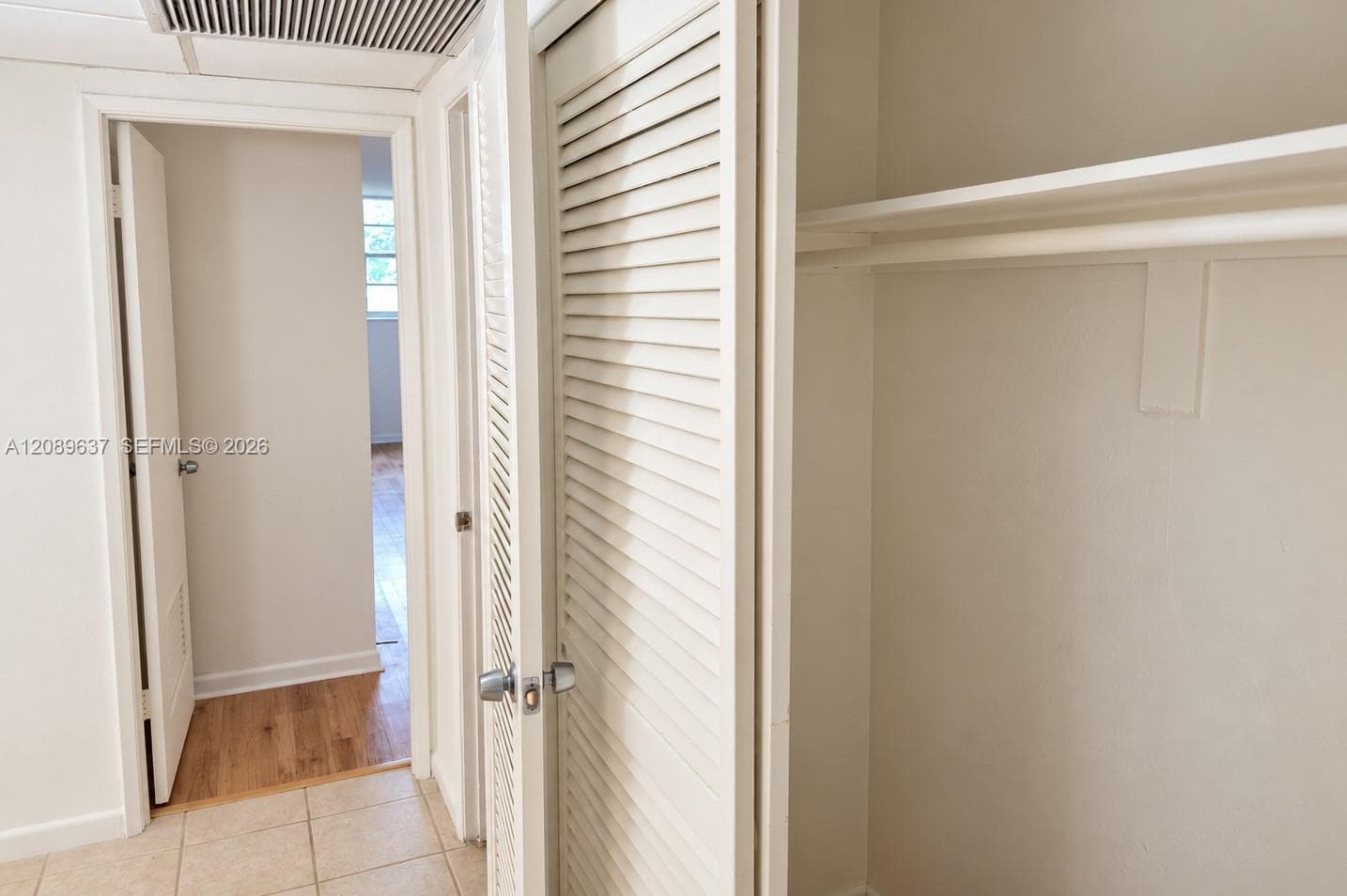 19390 Collins Ave 119 photo 11