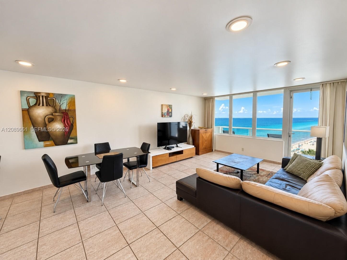 3725 S Ocean Dr 1404 photo 2